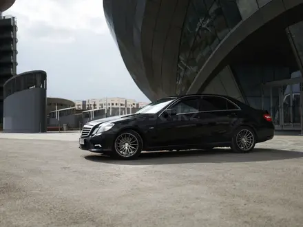 Mercedes-Benz E 200 2011 года за 8 400 000 тг. в Астана – фото 15