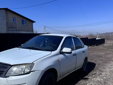 ВАЗ (Lada) Granta 2190 2013 года за 1 600 000 тг. в Усть-Каменогорск – фото 2