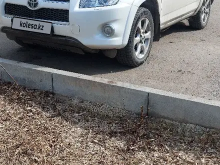 Toyota RAV4 2012 года за 8 000 000 тг. в Кокшетау – фото 2
