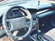 Audi 100