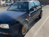 Volkswagen Golf 1993 года за 1 350 000 тг. в Алматы