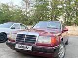 Mercedes-Benz E 230 1992 года за 1 600 000 тг. в Шымкент