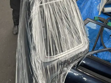 Копот на Mercedes Benz W210 за 80 000 тг. в Алматы – фото 4