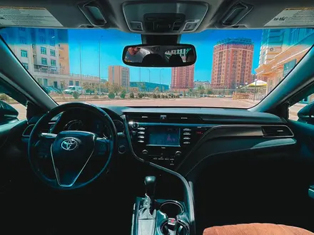 Toyota Camry 2019 года за 12 200 000 тг. в Актау – фото 4