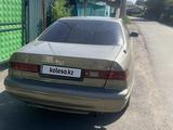 Toyota Camry 1999 годаүшін2 950 000 тг. в Алматы – фото 2