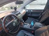 Volkswagen Touareg 2008 года за 5 000 000 тг. в Алматы