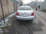 Volkswagen Jetta 2002 года за 1 800 000 тг. в Шымкент – фото 2