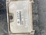 Блок управления двигателем на Фольксваген Туарег 3.2 за 37 000 тг. в Караганда – фото 2