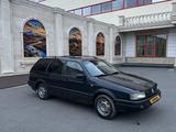 Volkswagen Passat 1993 годаүшін1 300 000 тг. в Караганда