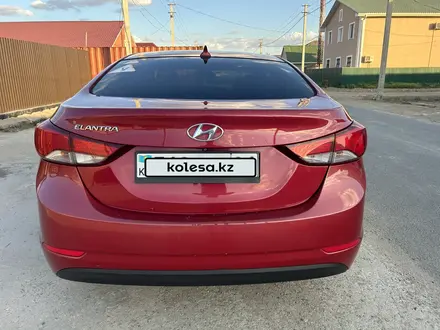 Hyundai Elantra 2014 года за 5 200 000 тг. в Атырау – фото 3
