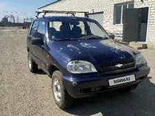 Chevrolet Niva, 2005