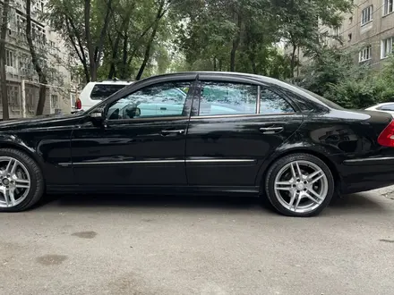 Mercedes-Benz E 320 2003 года за 5 600 000 тг. в Алматы – фото 4
