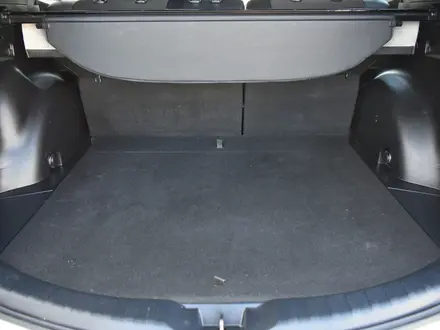 Toyota RAV4 2016 года за 8 700 000 тг. в Атырау – фото 18