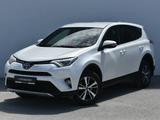 Toyota RAV4 2016 годаүшін9 000 000 тг. в Атырау