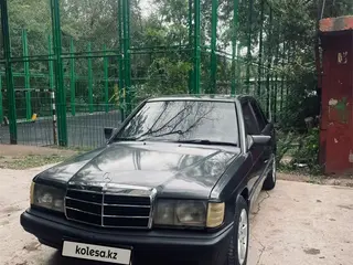 Mercedes-Benz 190