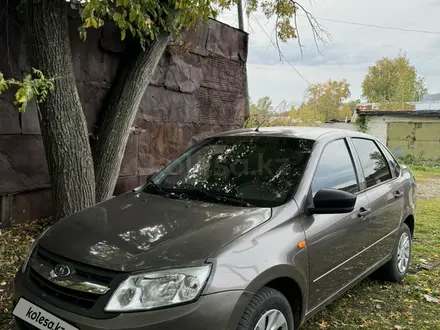 ВАЗ (Lada) Granta 2190 2015 года за 3 300 000 тг. в Риддер – фото 2