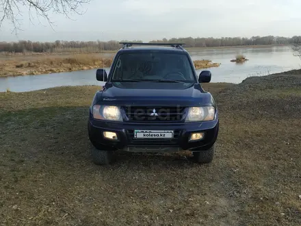 Mitsubishi Pajero 2002 годаүшін5 000 000 тг. в Семей