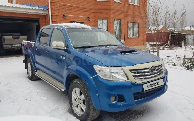 Toyota Hilux 2013 года за 6 900 000 тг. в Актобе