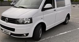 Volkswagen Transporter 2014 года за 11 000 000 тг. в Алматы – фото 2