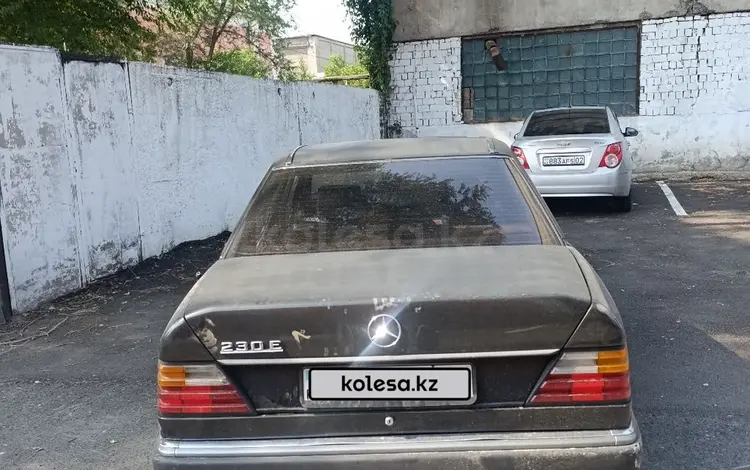 Mercedes-Benz E 230 1993 годаүшін900 000 тг. в Алматы