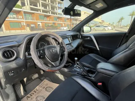 Toyota RAV4 2016 года за 10 650 000 тг. в Актау – фото 11