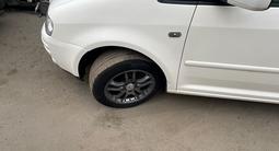 Volkswagen Caddy 2011 года за 4 500 000 тг. в Алматы – фото 5