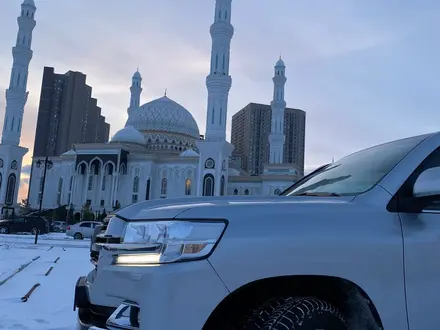 Toyota Land Cruiser 2019 года за 39 000 000 тг. в Астана – фото 15