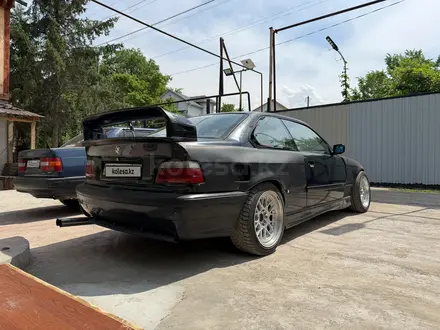 BMW 328 1996 года за 2 580 000 тг. в Алматы – фото 4