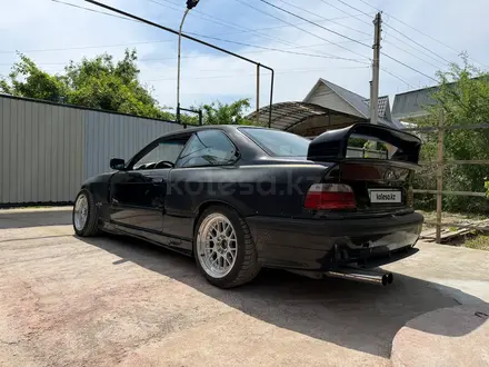 BMW 328 1996 года за 2 580 000 тг. в Алматы – фото 3