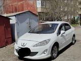 Peugeot 408 2014 годаүшін2 000 000 тг. в Усть-Каменогорск