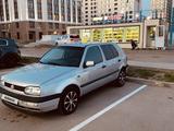 Volkswagen Golf 1994 годаүшін1 350 000 тг. в Астана – фото 2