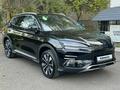 BYD Song Plus Flagship 145 DM-i 2025 года за 15 500 000 тг. в Алматы – фото 2