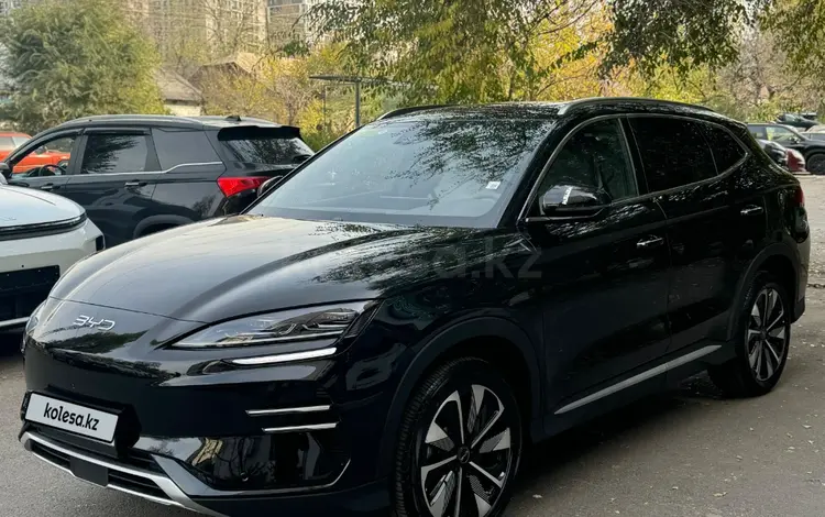 BYD Song Plus Flagship 145 DM-i 2025 года за 15 500 000 тг. в Алматы