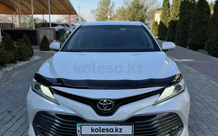 Toyota Camry 2019 года за 14 000 000 тг. в Алматы