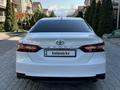 Toyota Camry 2019 года за 14 000 000 тг. в Алматы – фото 2