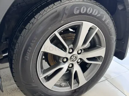 Toyota RAV4 2018 года за 9 500 000 тг. в Актау – фото 6