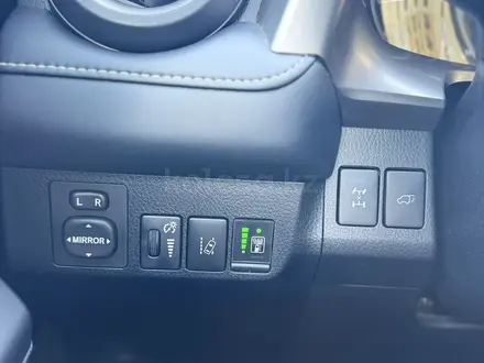 Toyota RAV4 2018 года за 9 500 000 тг. в Актау – фото 8