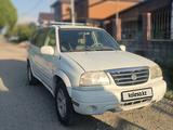 Suzuki XL7 2001 года за 2 500 000 тг. в Алматы