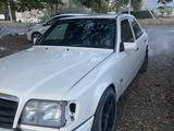 Mercedes-Benz E 280 1993 годаfor1 900 000 тг. в Алматы – фото 3