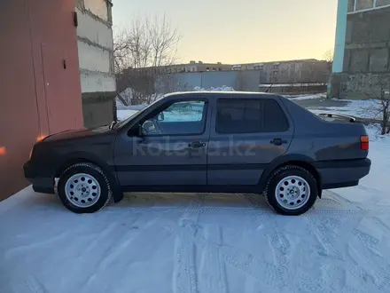 Volkswagen Vento 1992 года за 2 050 000 тг. в Астана – фото 8