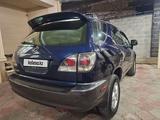Lexus RX 300 2001 года за 5 500 000 тг. в Алматы – фото 3