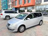 Volkswagen Touran 2007 годаүшін3 600 000 тг. в Актау – фото 3