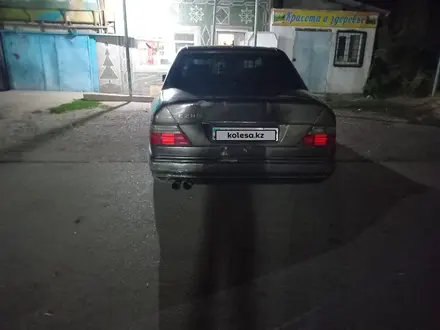 Mercedes-Benz E 280 1995 года за 1 700 000 тг. в Алматы – фото 3