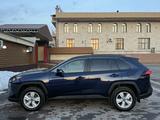 Toyota RAV4 2021 года за 14 500 000 тг. в Алматы – фото 5