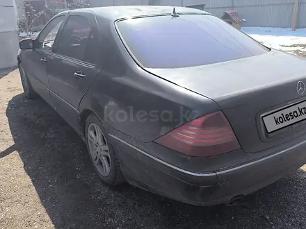 Mercedes-Benz S 320 2000 года за 2 965 000 тг. в Алматы – фото 11