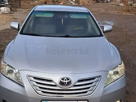 Toyota Camry 2007 года за 5 500 000 тг. в Актобе – фото 12