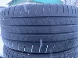 Пара летние шины 255/45/18 255/45R18 Bridgestoone Turanza. за 70 000 тг. в Алматы – фото 3