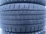 Пара летние шины 255/45/18 255/45R18 Bridgestoone Turanza. за 70 000 тг. в Алматы – фото 2