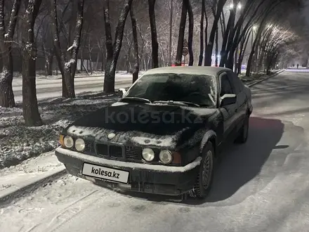 BMW 520 1991 года за 1 100 000 тг. в Алматы – фото 13