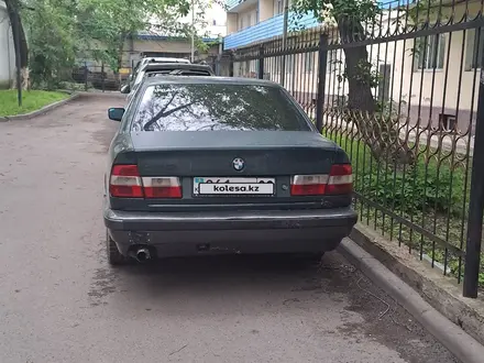 BMW 520 1991 года за 1 100 000 тг. в Алматы – фото 2